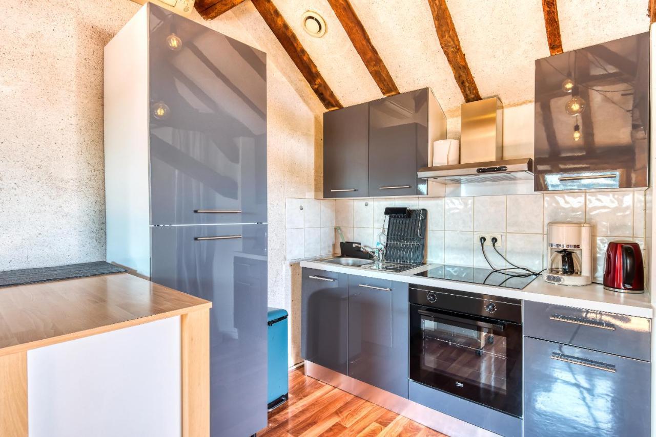 Appartement Sous les toits vue LOIRE à Bouchemaine Extérieur photo